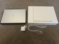 MacBook Air 15-inch M3 16GB Unified Memory 512GB SSD Silver