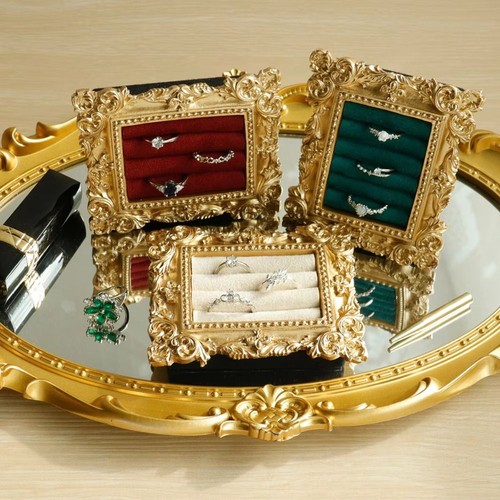 Ring display stand - display, suede