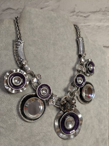 Statement necklace purple