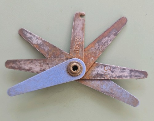 Lodge vintage pocket feeler - lodge,