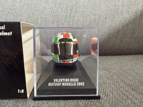 Minichamps valentino rossi - minichamps, 1:8