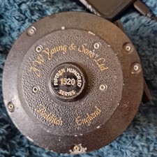 JW Young & Sons LTD 1500 Series Fifteen Hundred Series 1520 Fishing Reel 