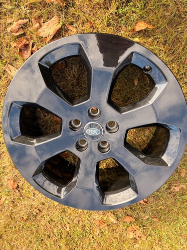 Alloy wheel land rover - land,
