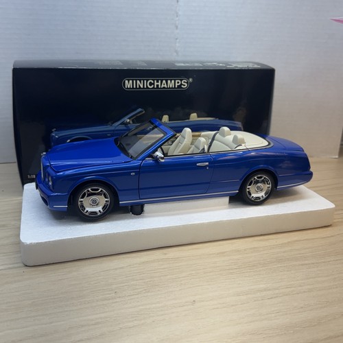 Minichamps bentley azure - minichamps,