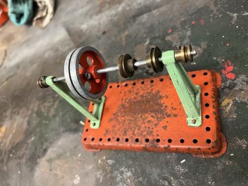 Vintage mamod steam engine - vintage,