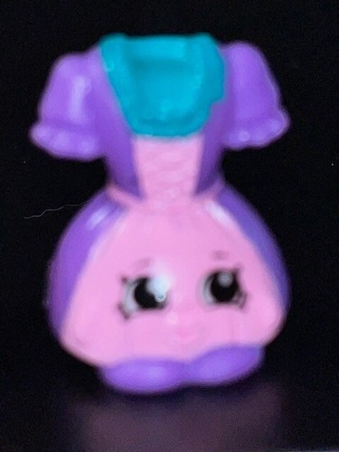 Lot shopkins figures - figures-, $2