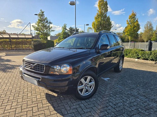 Volvo xc90 breaking parts - ,