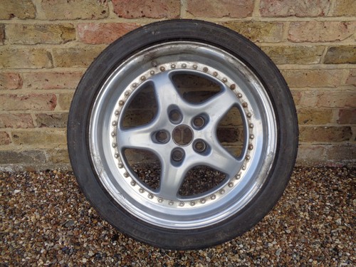Genuine aston martin db7 - genuine, 18"