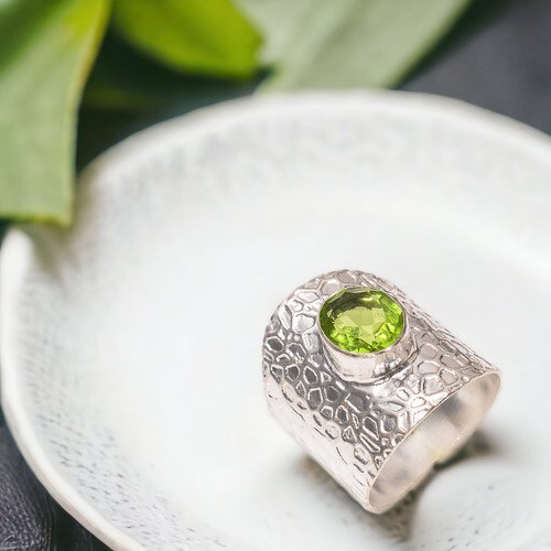 Natural peridot gemstone band - natural,