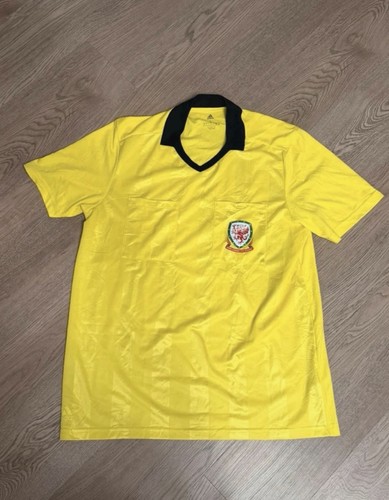 Adidas referee jersey flaws - adidas,