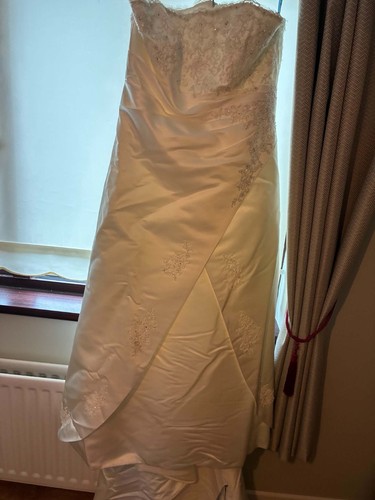 Hilary morgan wedding dress - morgan,