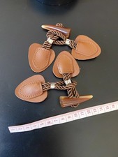 2x pairs of toggles