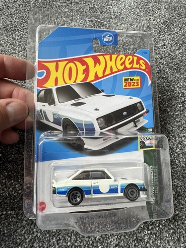 Hot wheels ford escort - hot,