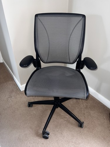 Humanscale diffrient world - humanscale,