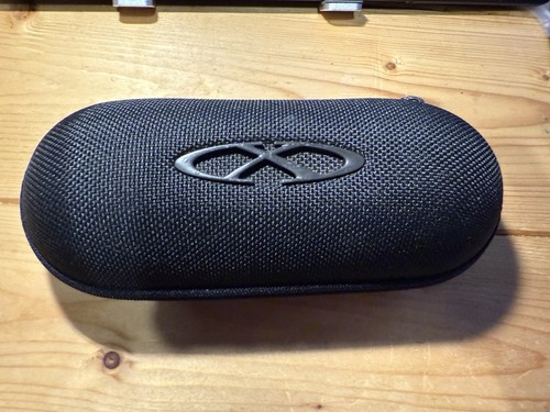 Oakley metal soft vault case - metal,