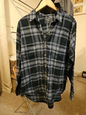 Abercrombie And Fitch Checked