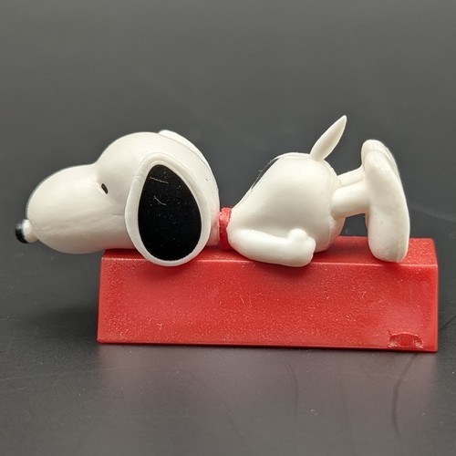 Peanuts snoopy lying - peanuts,