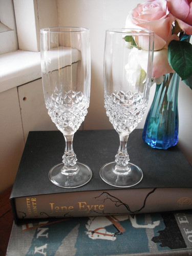 Pair champagne prosecco - pair,