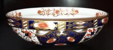 Fine Davenport Antique Imari 6060 Hand Painted and Gilded Oval Round Base Bowl