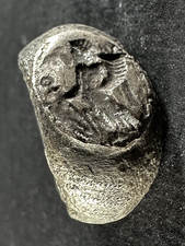 RARE ANCIENT ROMAN SILVER RING DEPICTING VICTORIA GODDESS CIRCA 100-400 AD