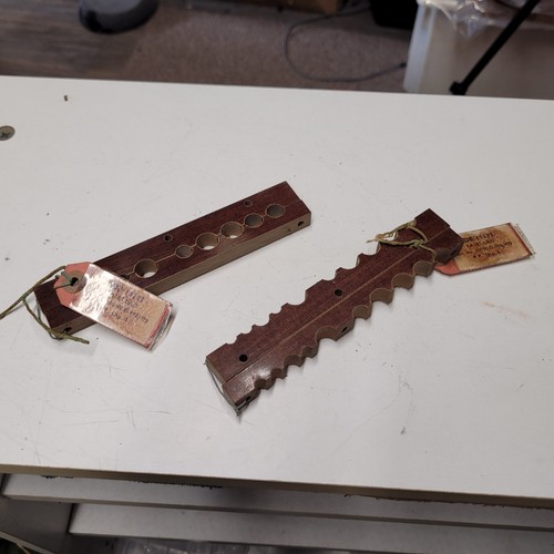 Aircraft pipe cable clamp - pipe,