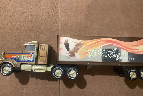 Vintage truck lorry - truck,