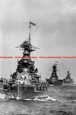 F010152 HMS Valiant HMS Hood