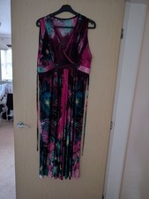 Ellie Louise Dress Size 18