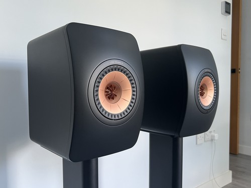 Nearly new kef ls50 wireless - new,