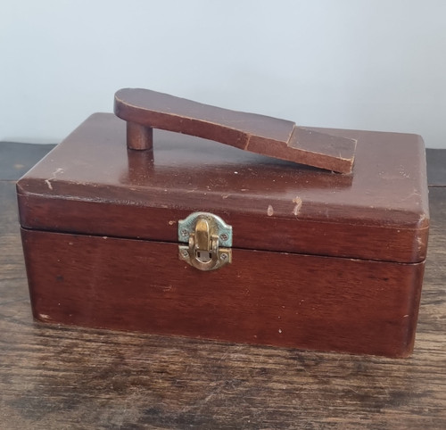 Wooden shoe shine polish - polish, box