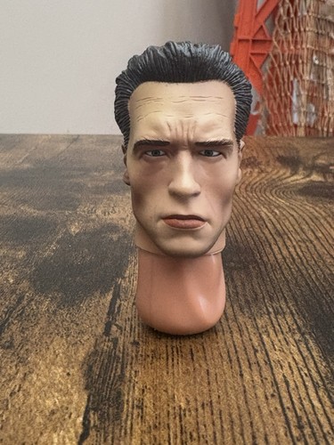Scale head sculpt - 1/6,
