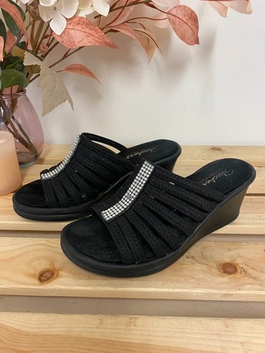 Women skechers black - women’s,