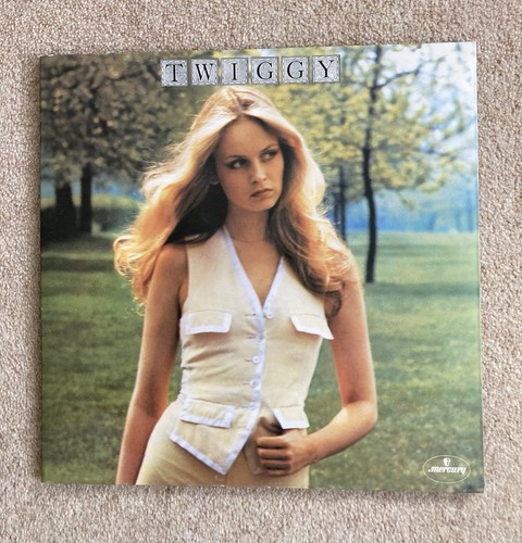 Twiggy matrix 9102 - matrix, 600