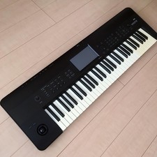 Korg KROME-61 Synthesizer