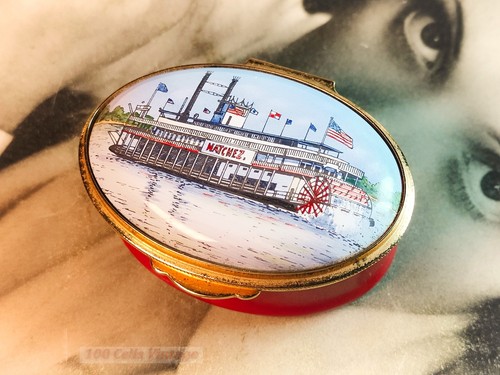 Paddle steamer river - paddle, boat