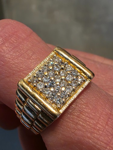 9ct gold cluster ring 25 - gold, cz