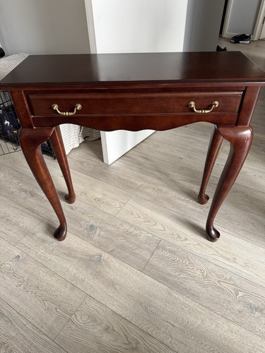 Queen anne style - queen, mahogany
