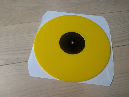 Gloss yellow acrylic turntable - yellow,