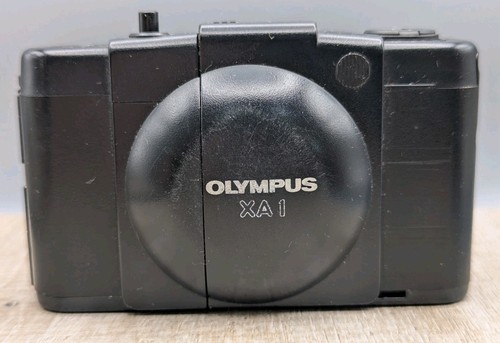 Olympus xa1 35mm compact film - 35mm,