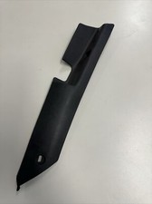 Caches Under Box Right Scooter