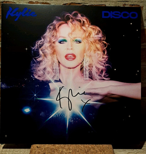 Kylie minogue disco hand - kylie,