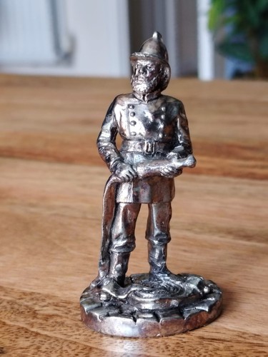 Royal hampshire pewter cries - royal, 'cries