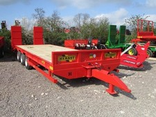HERBST Low Loader 26ft Tri-Axle Beavertail Plant Trailer 26ft, 22 Tonne Carry