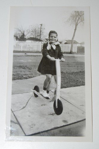 Vintage black white little - vintage,