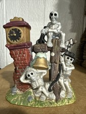 Halloween Haunted Village Skeleton Clock Grave Yard Spooky Ceramic Display