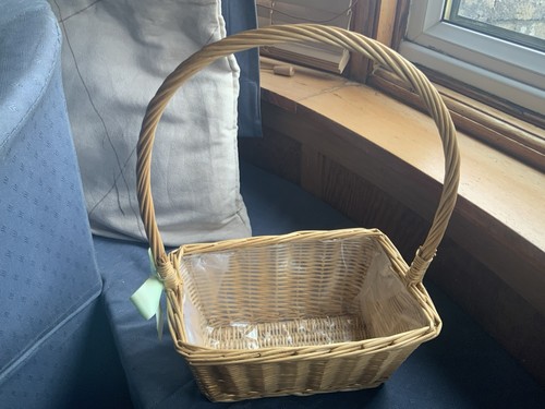 Rectangle lined basket with - rectangle,