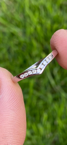 9ct white gold - natural, diamond