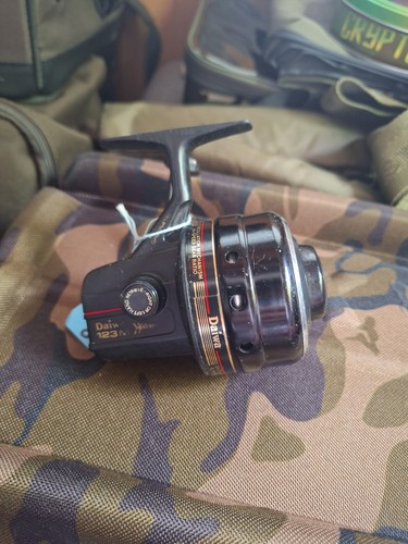 Daiwa 123m closed face reel - daiwa,