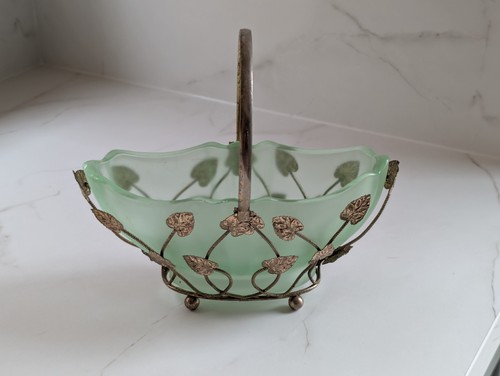Art deco bagley glass green - art,