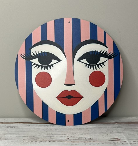 Retro pop art face metal - retro, wall